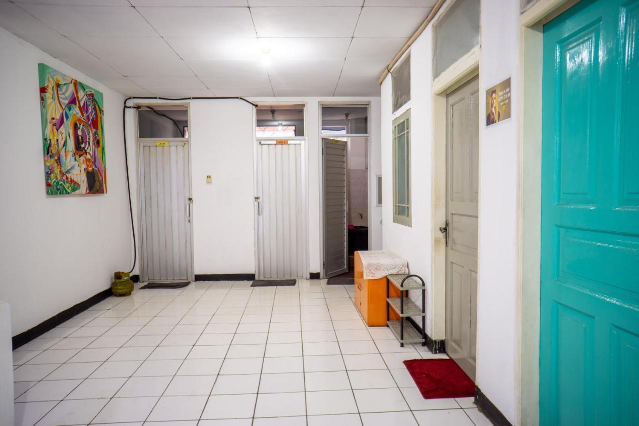 Zenrra Backpacker Vandrarhem Bandung Exteriör bild